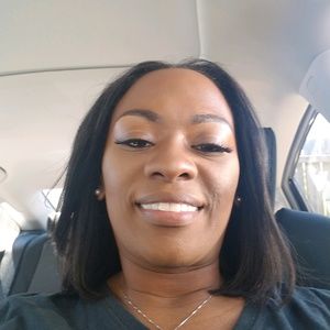 Meet your Posher, Sabrina